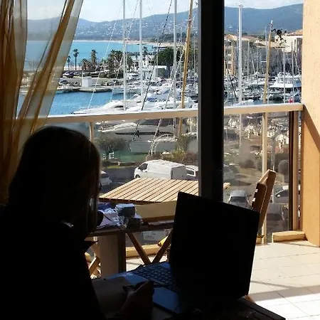Splendide Vue Port Clim Garage Wifi *