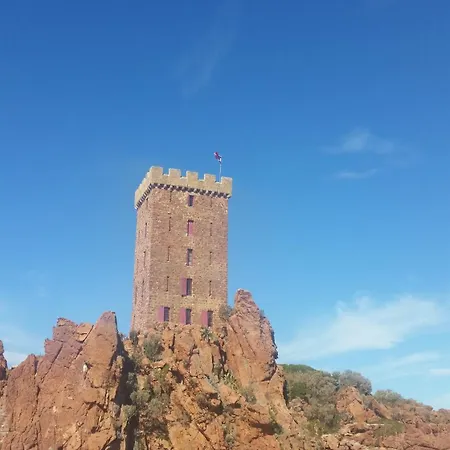 Apartamento Sublime Vue Mer,parking,wifi Fréjus