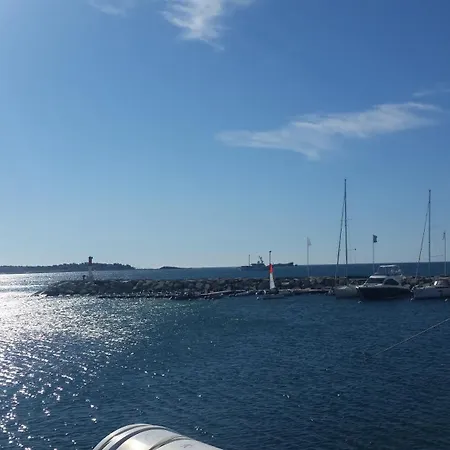 Splendide Vue Port Clim Garage Wifi