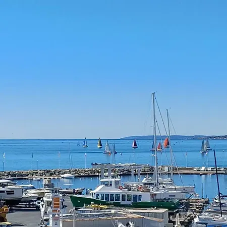 Апартаменты Splendide Vue Port Clim Garage Wifi Фрежюс