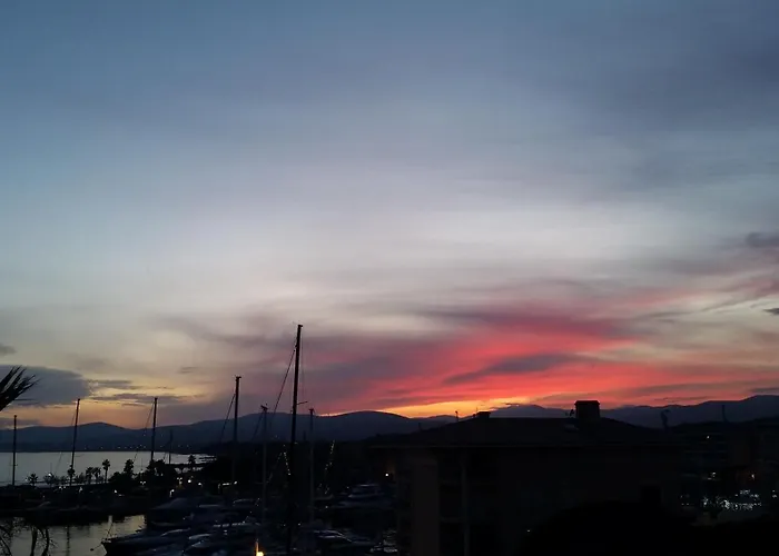 Splendide Vue Port Clim Garage Wifi *
